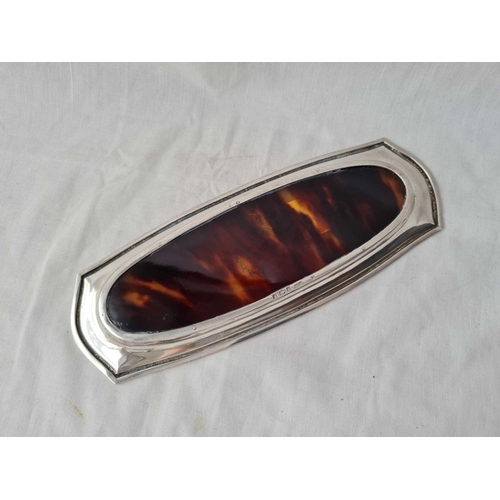 855 - A pen tray inset with tortoise shell centre - 8