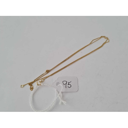 95 - A fine link 9ct chain