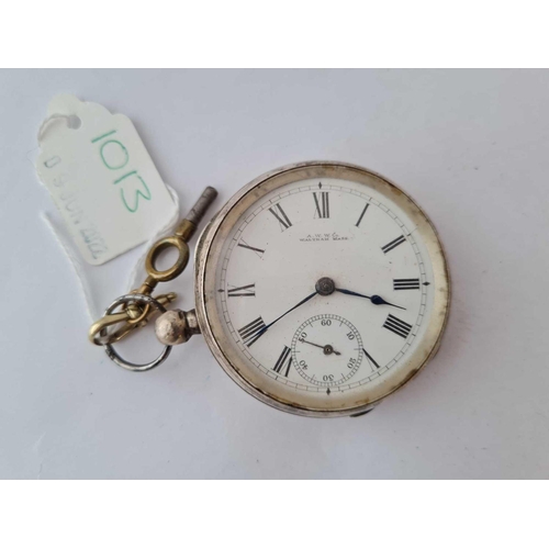 1013 - A gents silver pocket watch and key by Waltham with seconds sweep W/O