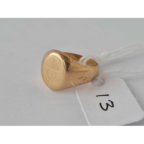 13 - A small 9ct plain signet ring size G 3.6g