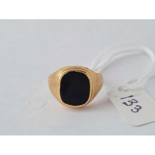 133 - A onyx signet ring 9ct size O 1/2 - 4 gms