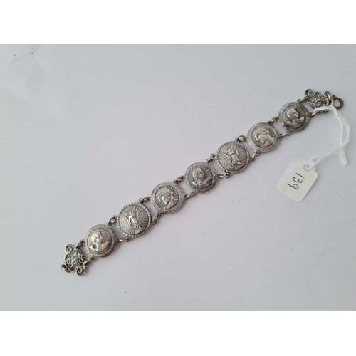 139 - A silver panel bracelet