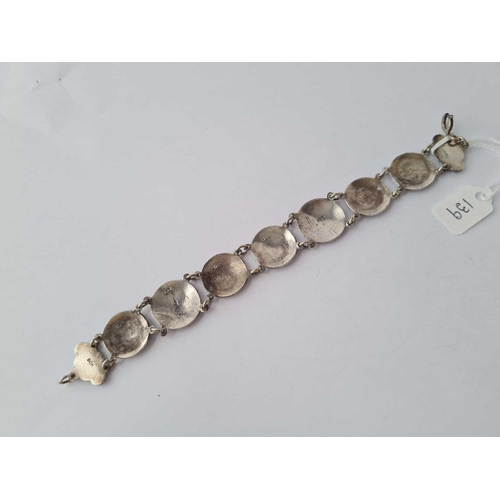 139 - A silver panel bracelet