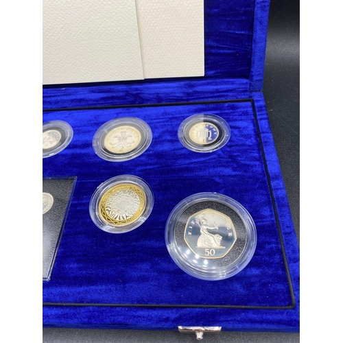 1501 - Millennium proof set inc Maundy set