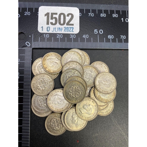 1502 - Quantity of better grade George III silver 3ds 43 g.