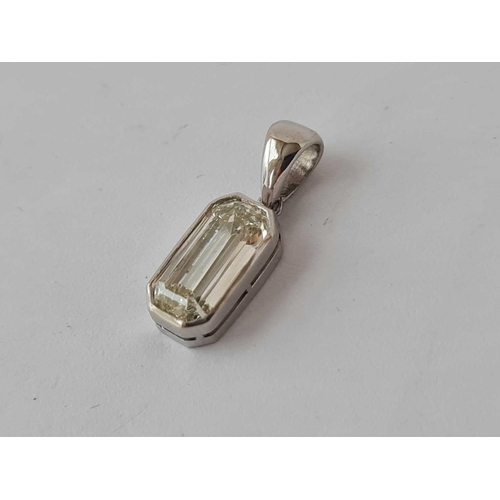 155 - EMERALD CUT DIAMOND DROP PENDANT SET IN PLATINUM WEIGHING 1.35cts (known weight)