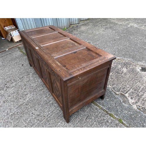 1686 - A 17th Century oak coffer with panelled front and top