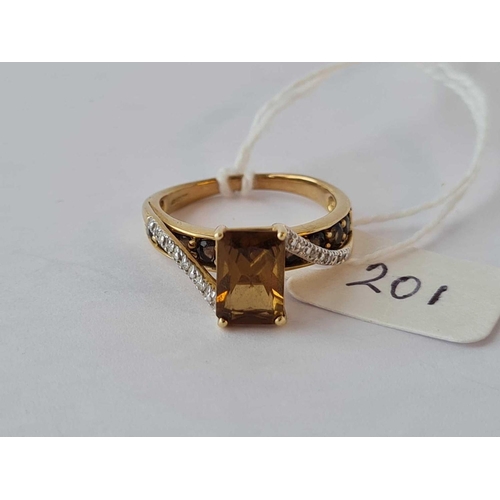 201 - A yellow topaz and diamond ring 9ct size O - 3.5 gms