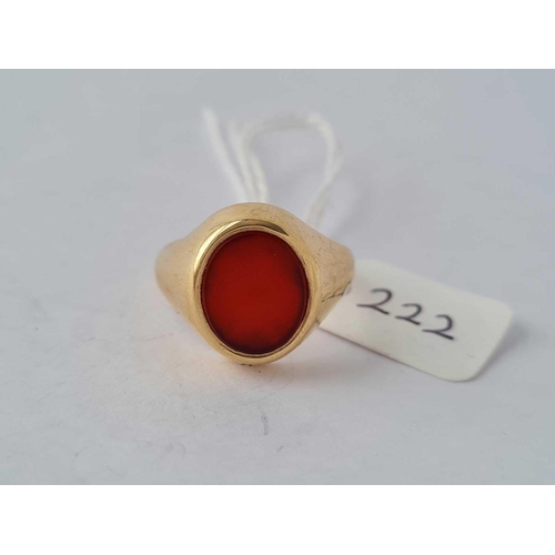 222 - A cornelian signet ring 9ct size P - 7.2 gms