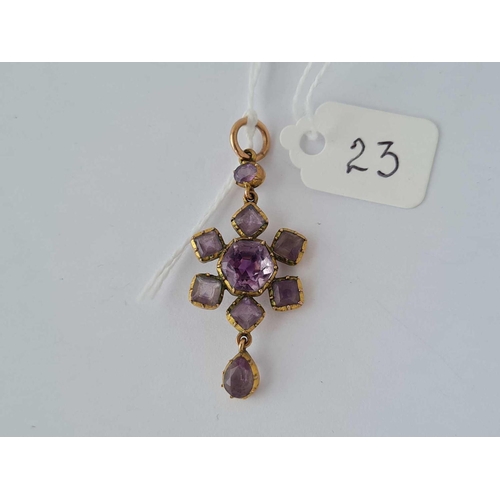 23 - A attractive antique gold mounted amethyst pendant