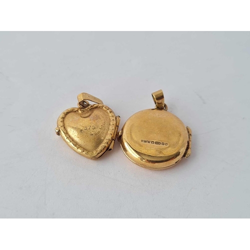 230 - two x 9ct lockets - 2.4 gms