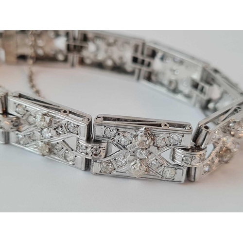 263 - A GOOD ART DECO PLATINUM AND DIAMOND PANEL BRACELET 28.3g INC