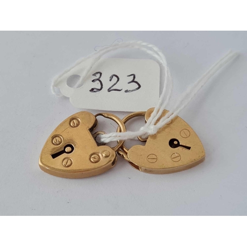 323 - Two 9ct bracelet padlocks - 4.9 gms