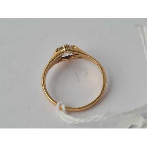 412 - A SOLITAIR DIAMOND RING 18CT GOLD SIZE L - 2 GMS