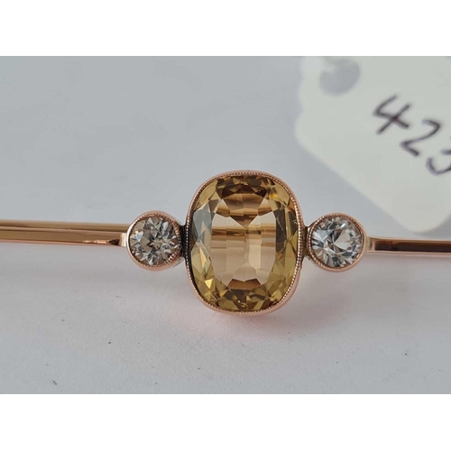 423 - 9ct stamped citrine and white sapphire 3/s  bar brooch, 76mm