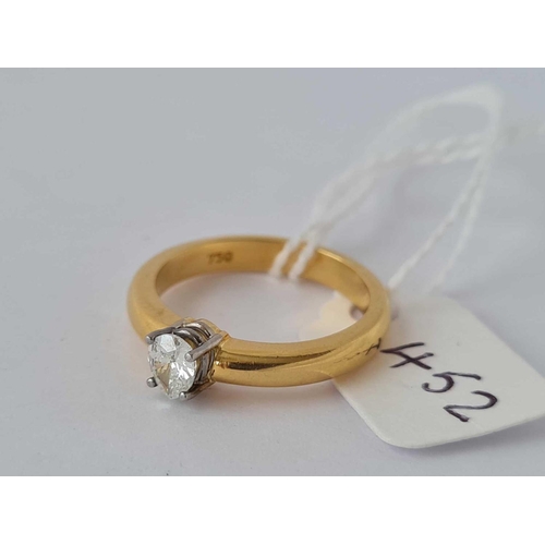 452 - 18ct stamped yellow gold S/S pear shaped diamond ring set in platinum, weight 0.30cts (approx) size ... 