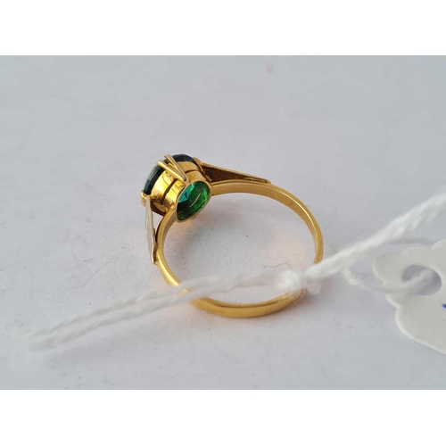 538 - A green stone ring 9ct size I - 1.5 gms