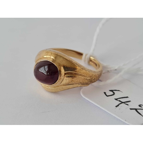 542 - A cabochon garnet 9ct ring size H 3.5g inc