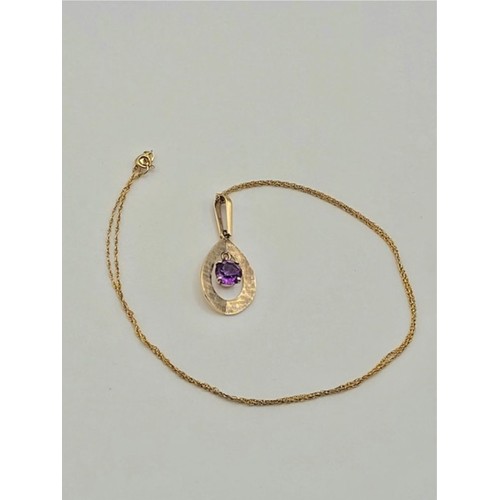 192 - 9ct Gold & amethyst pendant chain , 3.2g