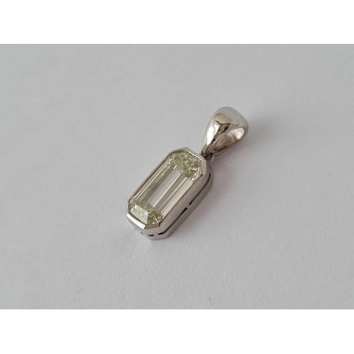 145 - ANTIQUE EMERALD CUT DIAMOND PENDANT, 1.35ct (KNOWN WEIGHT) PLATINUM MOUNTED