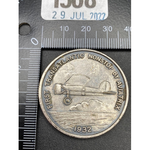 1568 - A medal for the first transatlantic non-stop crossing 1932 by Amelia Earhart