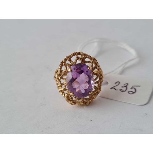 235 - A fancy amethyst ring 9ct size L � � 4.8 gms