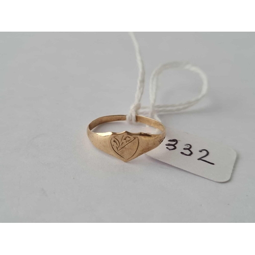 332 - A heart signet ring 9ct size K