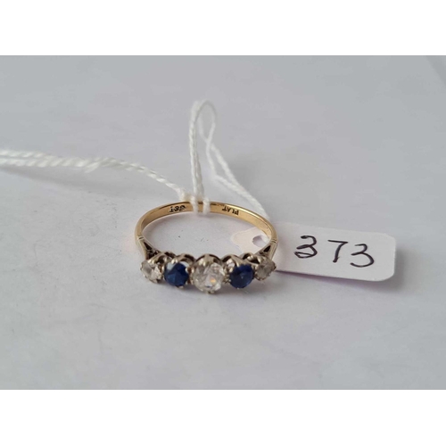 373 - A gold and platinum white and blue sapphire five stone ring 9ct size R � � 1.8 gms