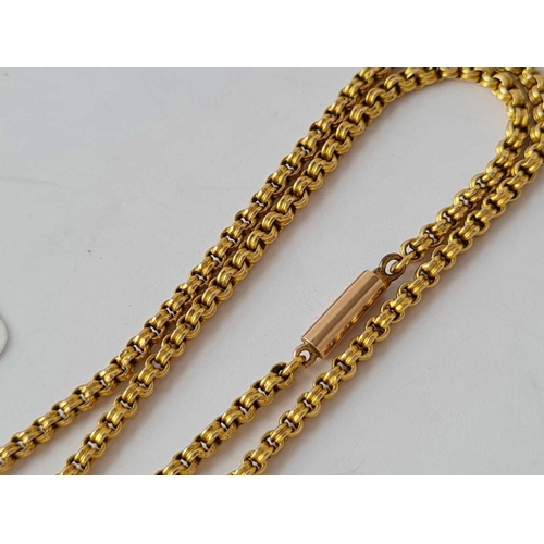 383 - A small 14� 9ct neck chain 3.4g