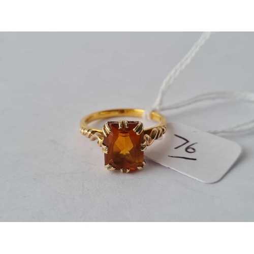 76 - An antique 22ct gold citrine ring size M 4.5g inc