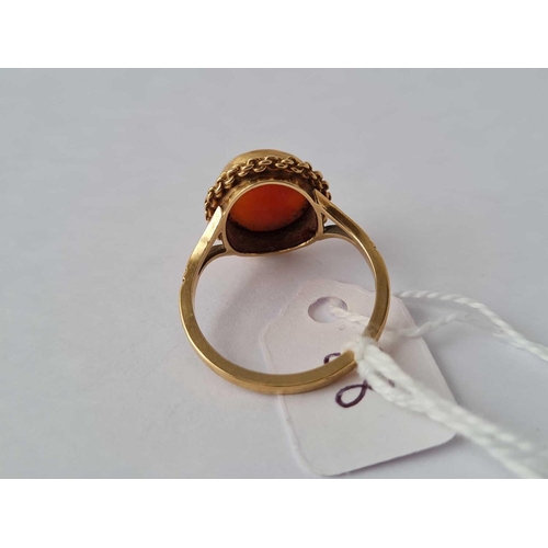 88 - A cameo ring 9ct size o � 3.1 gms