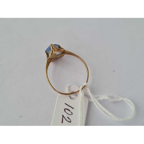 102 - A blue stone ring 9ct size S 1.6 gms