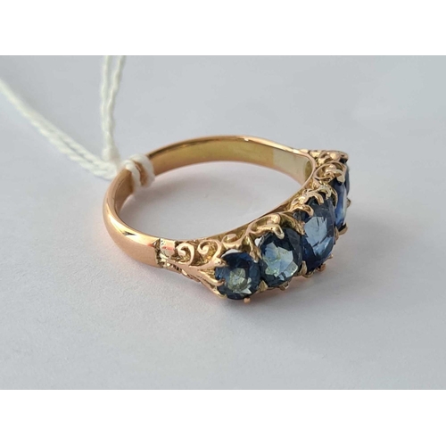 147 - ANTIQUE VICTORIAN 5 STONE SAPPHIRE GOLD CARVED HALF HOOP RING, TOTAL WEIGHT OF SAPPHIRES 3.5 cts, si... 