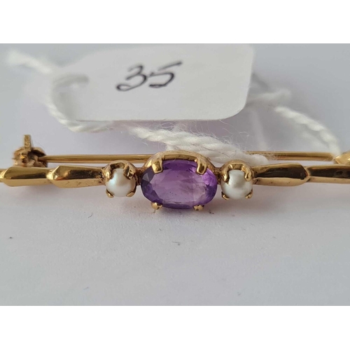 35 - A amethyst and pearl brooch 9ct  1,5 gms