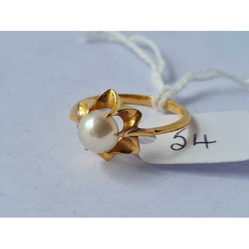 54 - A vintage 18ct gold (tested) pearl ring size N  3.4 gms