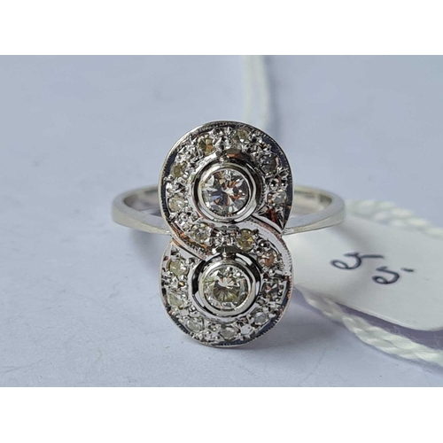 55 - A EDWARDIAN WHITE GOLD AND DIAMOND RING SET IN HIGH CARAT GOLD SIZE M  3.3 GMS