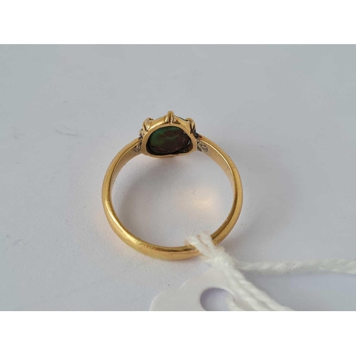 112 - A oval turquoise single stone ring 18ct gold size I      2.3 gms