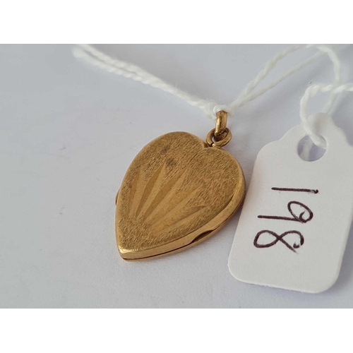 198 - A heart locket 9ct      2.8 gms