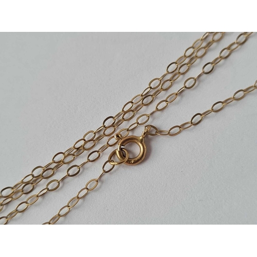 47 - A fine link neck chain, 9ct