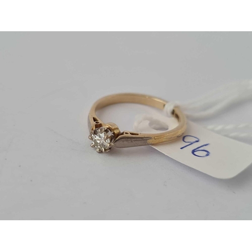 96 - A solitaire diamond ring, 18ct, size L, 2.2 g.