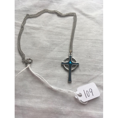 109 - A enamelled Celtic cross pendant necklace