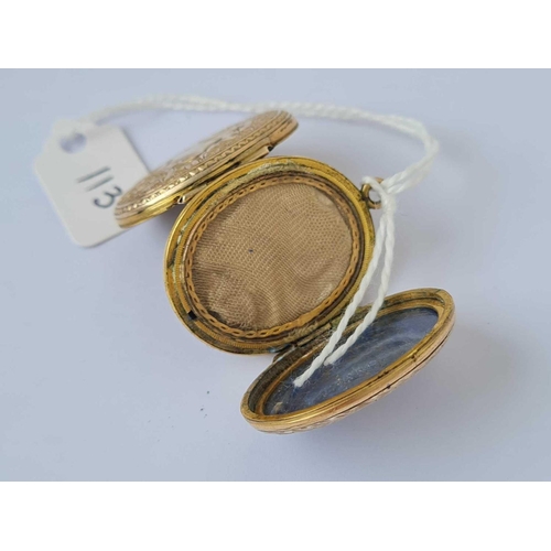 113 - A enamel gold back and front locket   12.5 gms