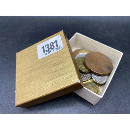 1381 - Box of coins