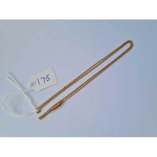 175 - A barrell clasp neck chain 9ct 16 inch