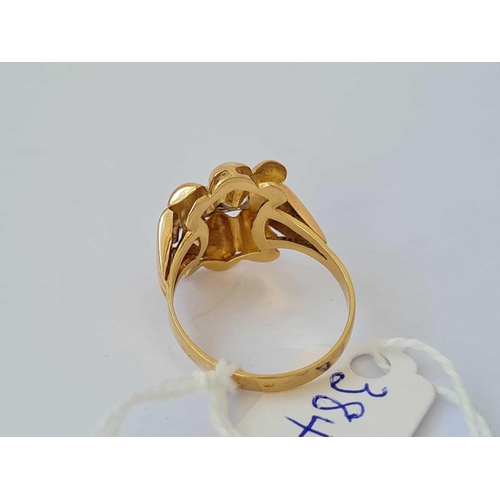 384 - A white sapphire ring 18ct gold with C.O.A size P    3.3 gms