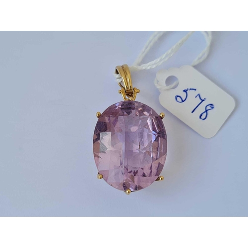 578 - A large amethyst pendant 9ct   8.7 gms