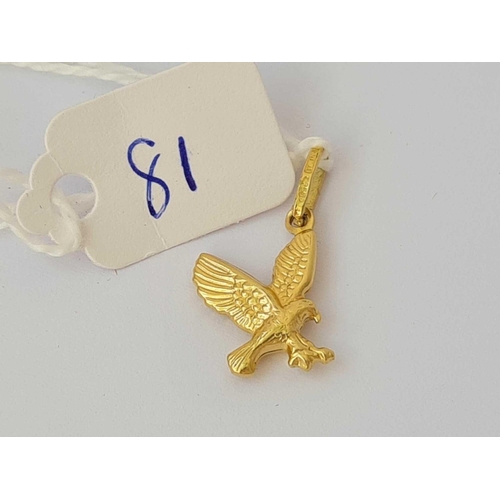 81 - A eagle bird pendant 18ct gold    1 gms