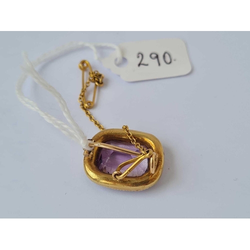 290 - A gold pearl and amethyst brooch