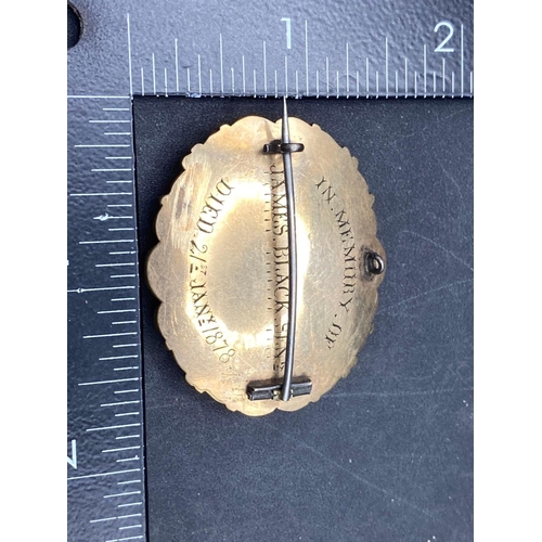 19 - An antique mourning brooch with inscription to reverse 1878