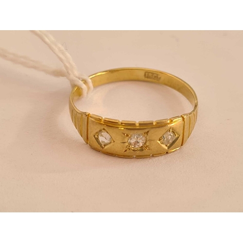 27 - A Victorian three stone diamond ring 18ct gold size O   2.3 gms